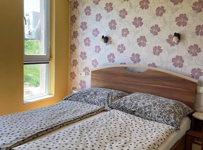 Nieli-1 Sp Апартамент *